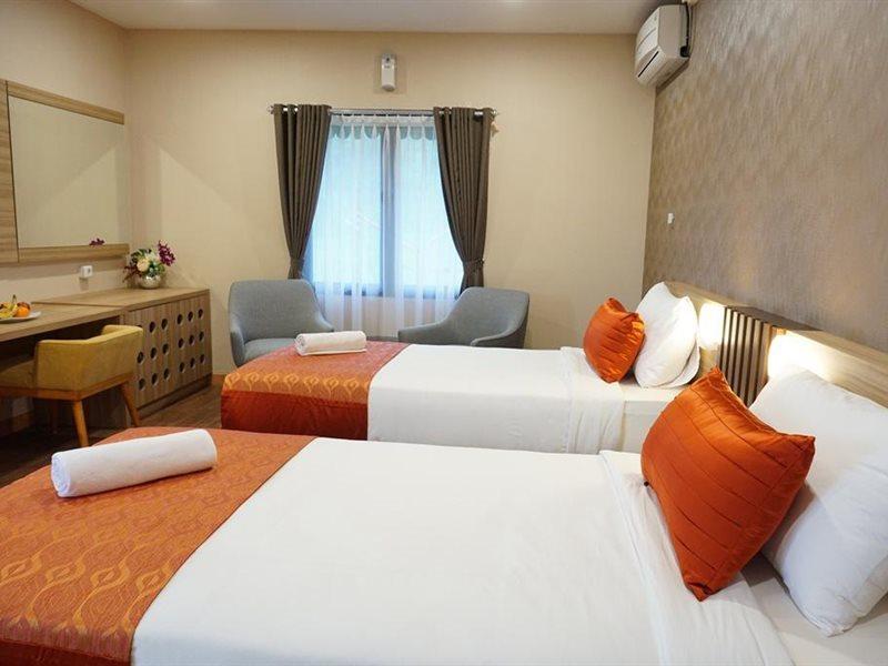 Jsi Resort Puncak Buitenkant foto