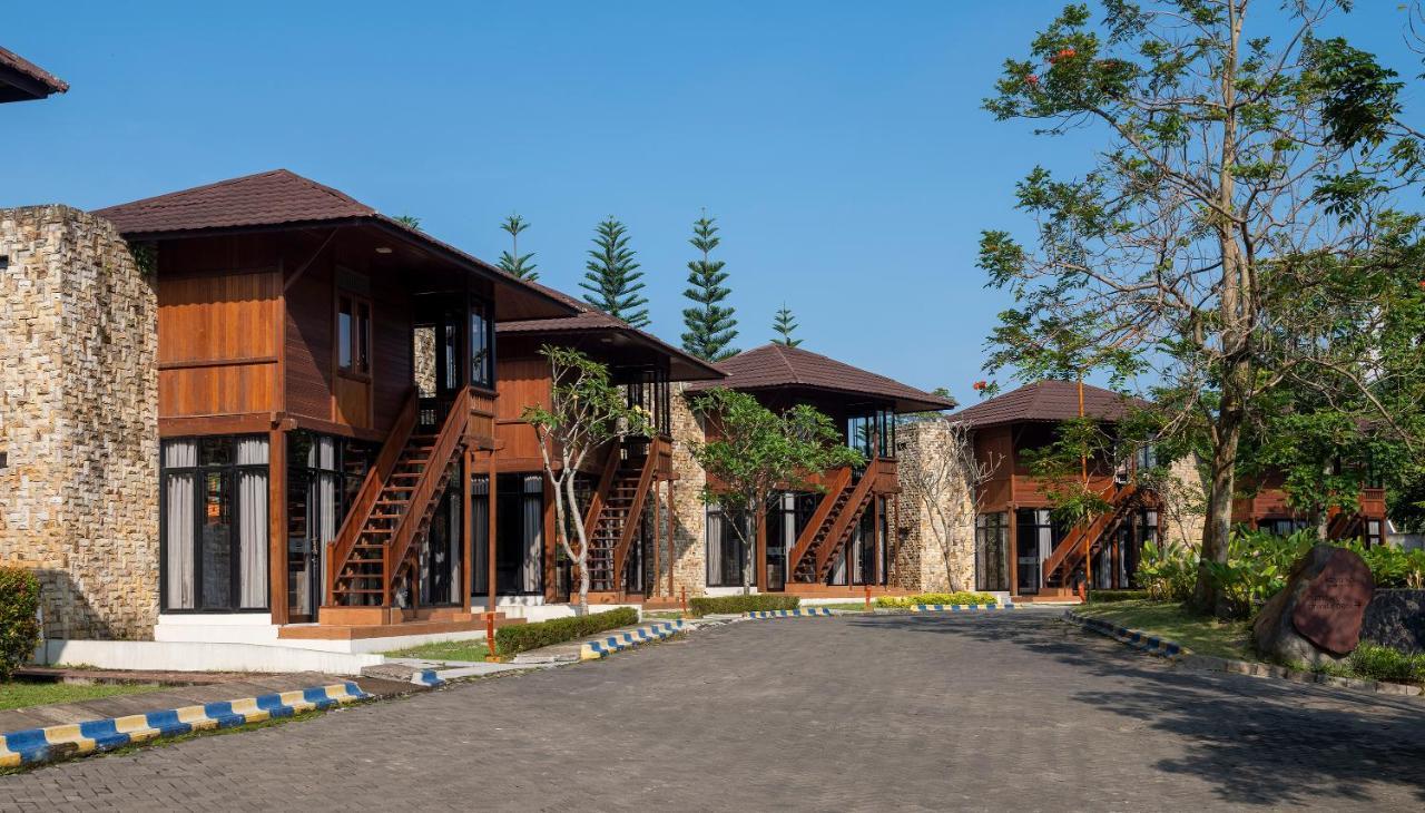 Jsi Resort Puncak Buitenkant foto